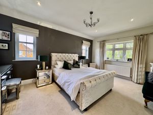 Photo 32- click for photo gallery